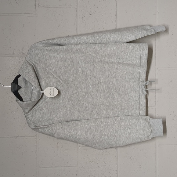 Women's 2 Piece Outfit Loose Fit Cowl Neck Sweatshirt & Short Set Sz Small NWT - Picture 4 of 11